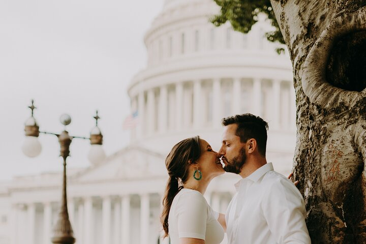 Private Professional Vacation Photoshoot in Washington DC - Photo 1 of 25